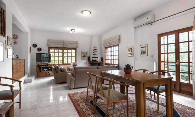Foustani Apartment | Exceptional Classico by Nilie Hospitality: Family-Friendly Stay