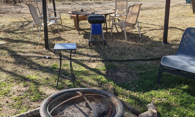 Travis County House | Vintage Vibes at the Avion: Pet-Friendly & Spa Amenities
