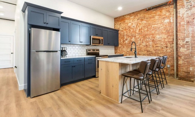Millersburg Apartment | Top-Rated Clay St. Suite with Kitchen & Breakfast Options