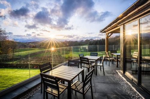 Bondgate Within House | Child-Friendly Cleabarrow Cottage - Guest Rated 9.8/10