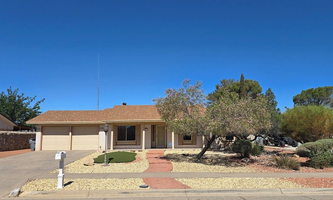 Biggs Field House | Clean, Comfortable Home Away From Home!