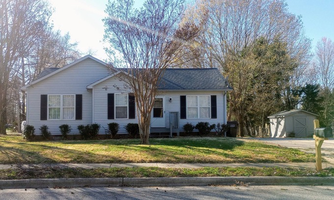 High Point House | Cozy Cottage Near HPU with Eco-Friendly Amenities