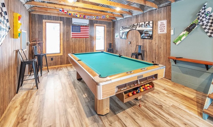 Lake Harmony House | Bright and Inviting Retreat in Lake Harmony with Pool
