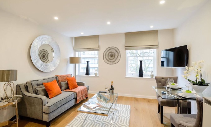 Courtfield Apartment | Modern 1-Bedroom Retreat in South Kensington - Rated 10/10