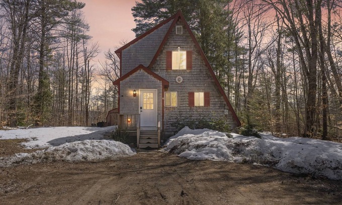 South Chatham House | Discover the Cozy Modern A-frame with Ocean Views