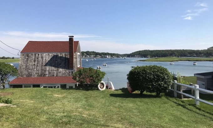 Gloucester House | Waterfront Classic Cottage with Private Beach & Spa Amenities