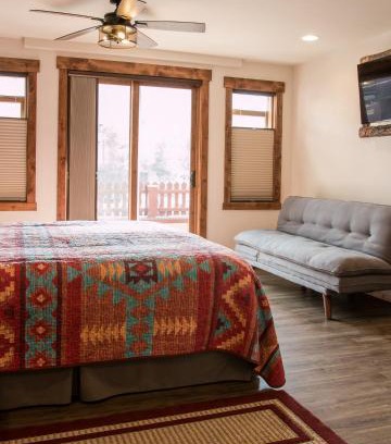 Historic District Bed & Breakfast | Elevated Comfort at Clear Creek Inn - Rated 9.3/10!