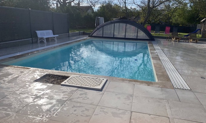 Maslives Other | Relax at Clematis: Family-Friendly Stay Near Chambord