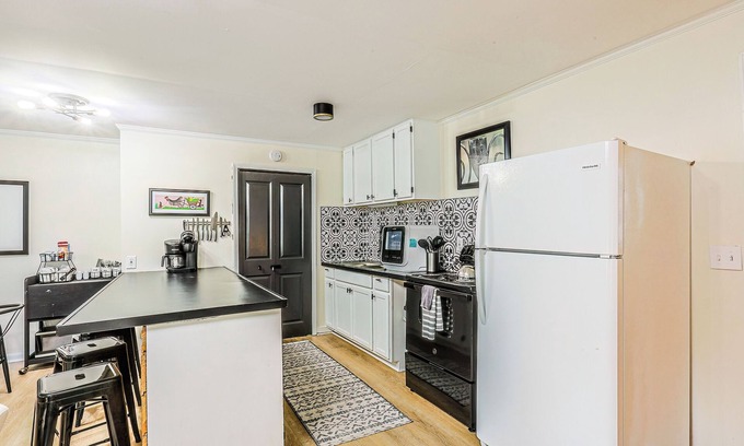 Natchitoches Apartment | Historic Clementine at The 403: Walkable to Downtown