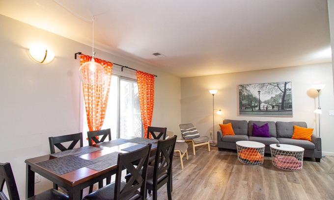 Clemson Condo | Top-Rated Clemson 4 Bedroom Condo with Spa and Hot Tub