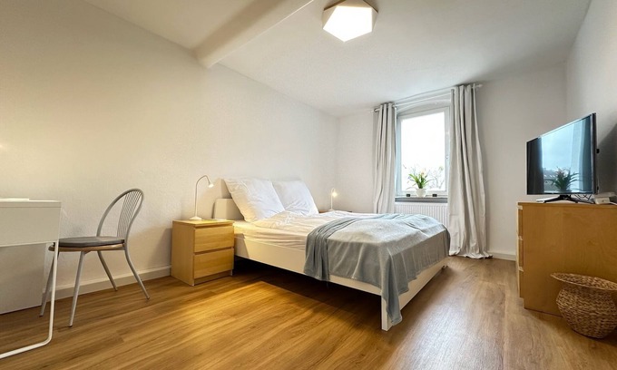 Kirchditmold Apartment | Top-Rated Cleo Apartments with Kitchen & Breakfast Options