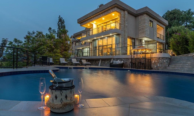 Kibuye Hotel | Experience CLEO LAKE KIVU HOTEL: 5-Star Paradise Awaits