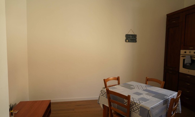 Ancona Apartment | Relaxing Retreat at Cleo Viola with Spa and Breakfast