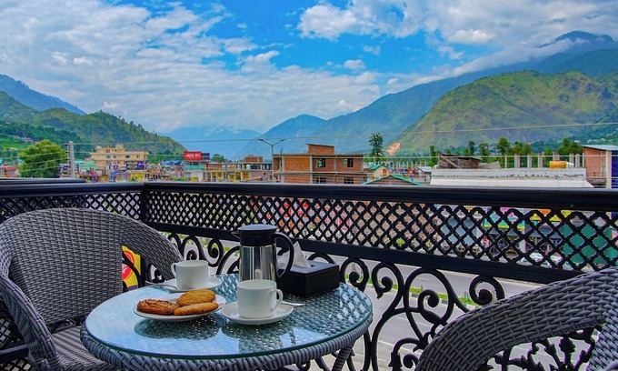 Mohal Hotel | Click Hotel Bhuntar,Kullu-Bhuntar Airport