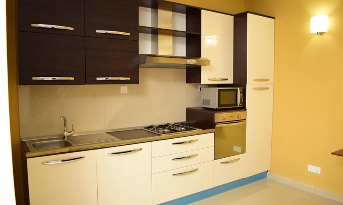 Maharagama Apartment | Family-Friendly Getaway at Click To Go with Kitchen Access