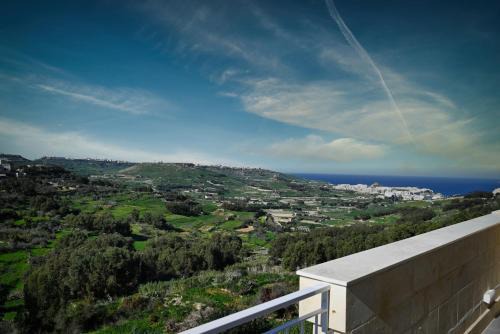 Xaghra Apartment | Top-Rated Cliff Edge Apartment in Xaghra for Families