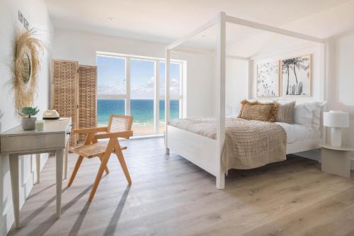 Newquay City Centre Apartment | Exceptional Cliff Edge Hotel - Pet-Friendly & Family-Oriented