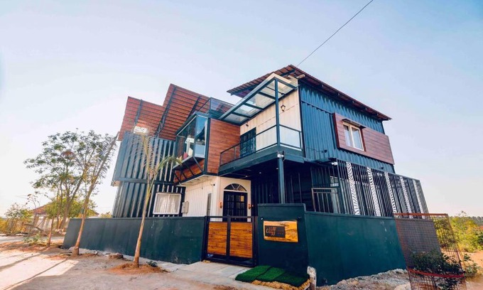 Anekal Villa | Cliff362 - Unique Shipping Container Villa with Pool & Hot Tub