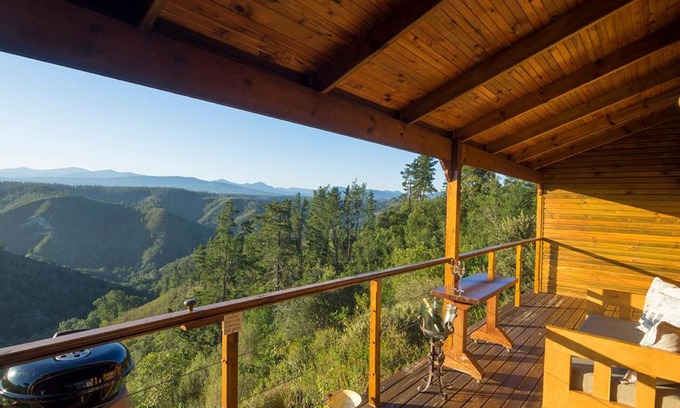 Rheenendal House | Exceptional Cliffhanger Cottages with Kitchen Amenities