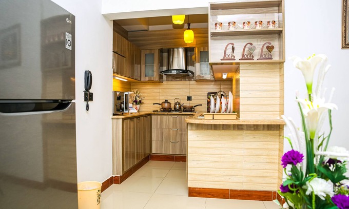 Clifton Apartment | Clifton Entire Apartment: 2 Bedrooms with Ocean View