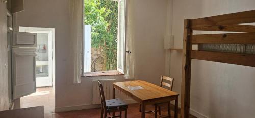 Portel-des-Corbieres Apartment | Cozy Studio with Ocean View and Private Beach Access