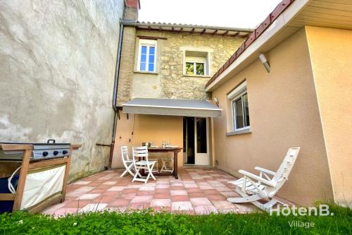Limoges House | Discover CLIM Jolie: Cozy 60m² Home with Garden Retreat