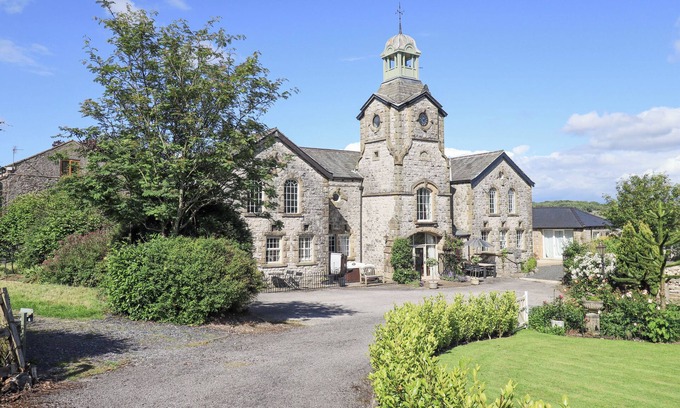 Allithwaite Cottage | Family-Friendly Clock Tower Cottage with Spa & Hot Tub
