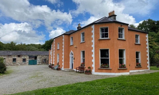 Aughrim Villa | Clone Country House: Heritage 9 BR Villa with Scenic Garden