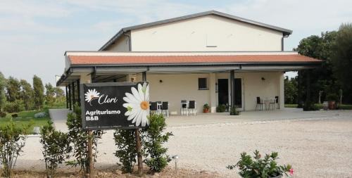 Montalto di Castro House | Clori: Guest Rated 9/10 with Pet-Friendly Amenities