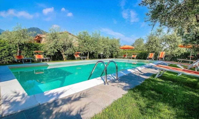 Cascine-La Croce Apartment | Discover Clorinda: Poolside Apartment with WiFi & Breakfast