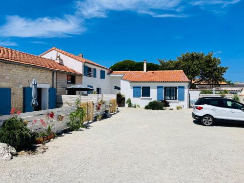 La Cotiniere Apartment | Experience Oceanfront Comfort at Clos des Aigrettes