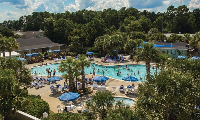Surfside Beach Resort | Prime Location Near Myrtle Beach Attractions & Ocean Views
