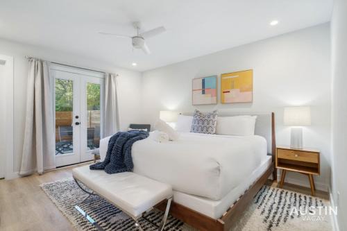 Barton Hills Apartment | Convenient Getaway Near Barton Springs with King Bedroom
