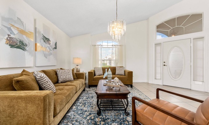 Orlando House | Elegant Orlando Home with Private Pool near Disney World