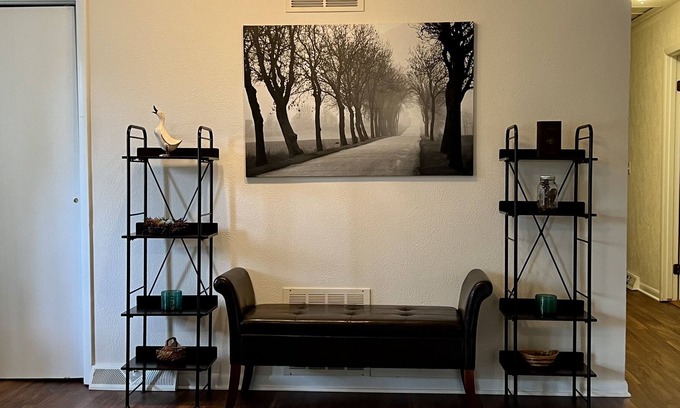 Three Oaks House | Close to Journeyman & 10 mins to Lake Michigan!