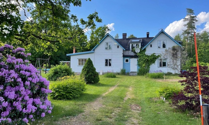 Ryd House | Cozy Lake Småland Retreat: Family Fun & Nature Awaits