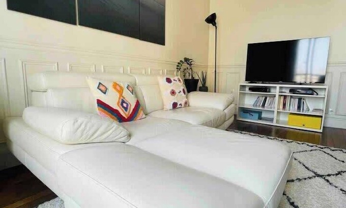 Asnieres-sur-Seine Apartment | Close to Paris - The Modern
