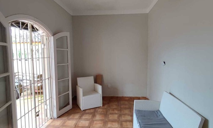 Balneario Gaivotas House | Beachside Retreat with 3 Bedrooms & Pet-Friendly Amenities