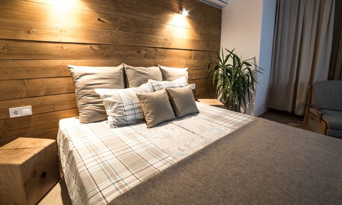 Sunny Beach Apartment | Beachside Retreat for Couples & Families with Pool Access