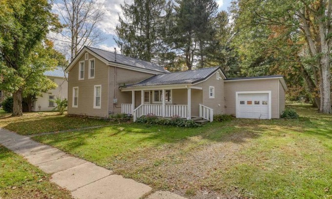 Ellicottville House | Conveniently Located Hotel with Child-Friendly Amenities