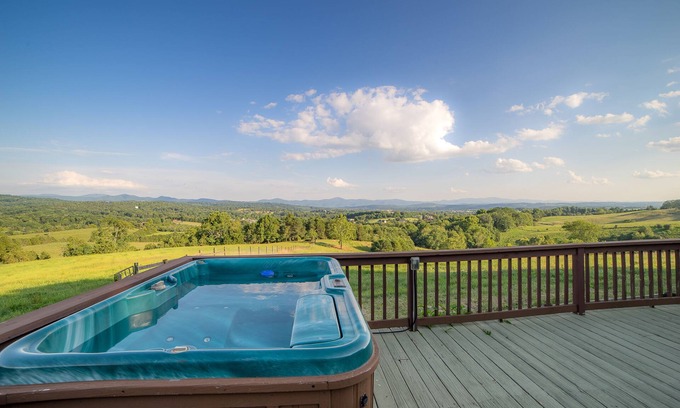 Lexington House | Idyllic Getaway Near VA Horse Center and Downtown Attractions
