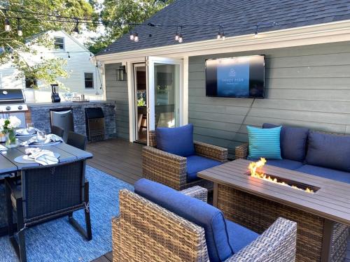 Dennis House | Beachside Retreat with Hot Tub, Speakeasy Bar & Firepit