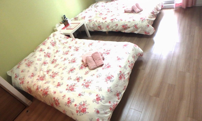 Minami Apartment | Explore Namba: Family-Friendly Stay with Free WiFi!