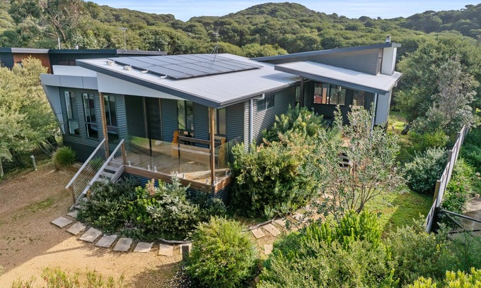 Venus Bay House | Pet-Friendly Beach House in Venus Bay with Free Wifi