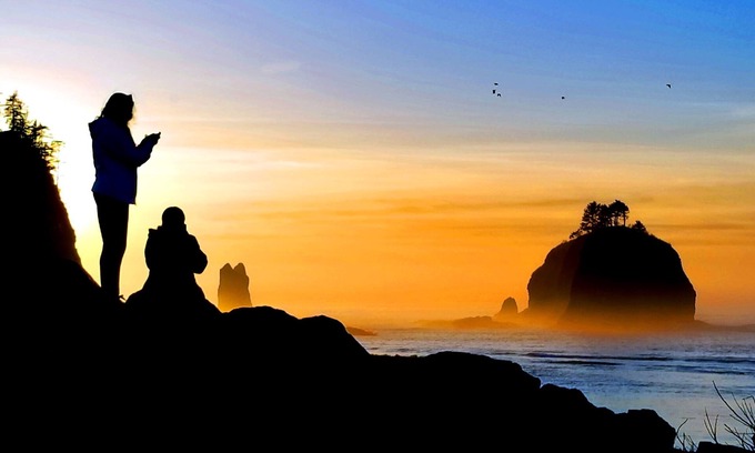 La Push House | Ideal Location Near Olympic National Park with Oceanfront Views
