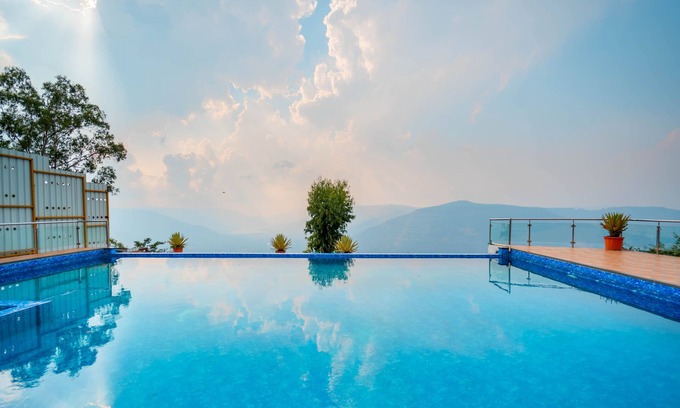 Wai Hotel | Relax at Cloud Mist Resort and Spa: Family-Friendly Retreat