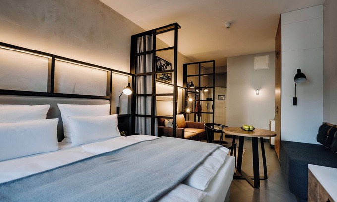 Ostheim Apartment | Discover CLOUD No7 LOFTS: Pet-Friendly & Family Approved