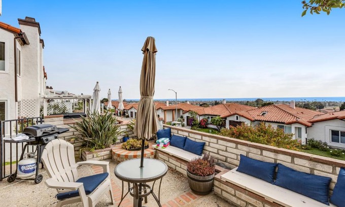Aviara Apartment | Relax at Clover Pacific Views with Pool and Hot Tub Access