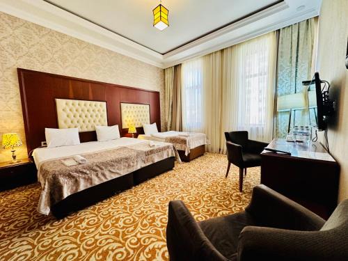Baku Hotel | Clover Palace Hotel