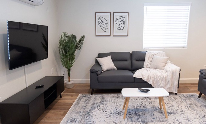Clovis House | New Clovis Cottage: Family-Friendly Home with Top Amenities
